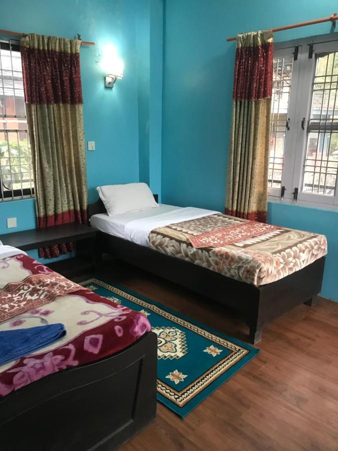 Gautam Garden Guest House โพคารา ภายนอก รูปภาพ
